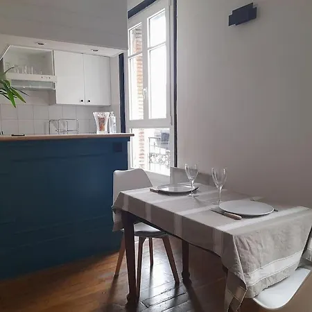 Appartamento Cozy In Parigi